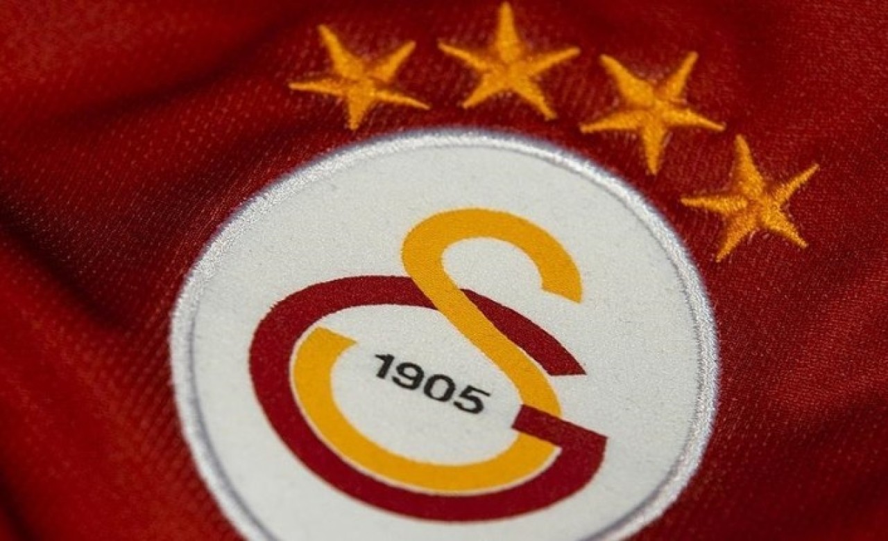 Galatasaray Kulübü'nden,  Galatasaray Lisesi Müdürü Vahdettin Engin'e istifa çağrısı