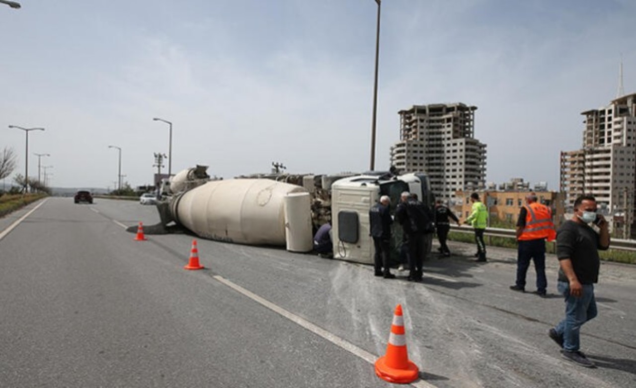Hatay'da kaza: Fuat Eksin öldü,  2 de yaralı var