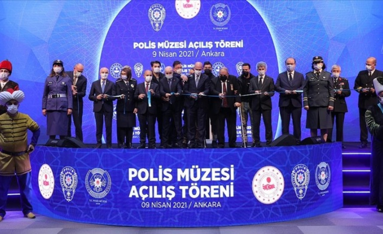 İçişleri Bakanı Soylu,  Türk Polis Teşkilatının ilk müzesinin açılışını yaptı