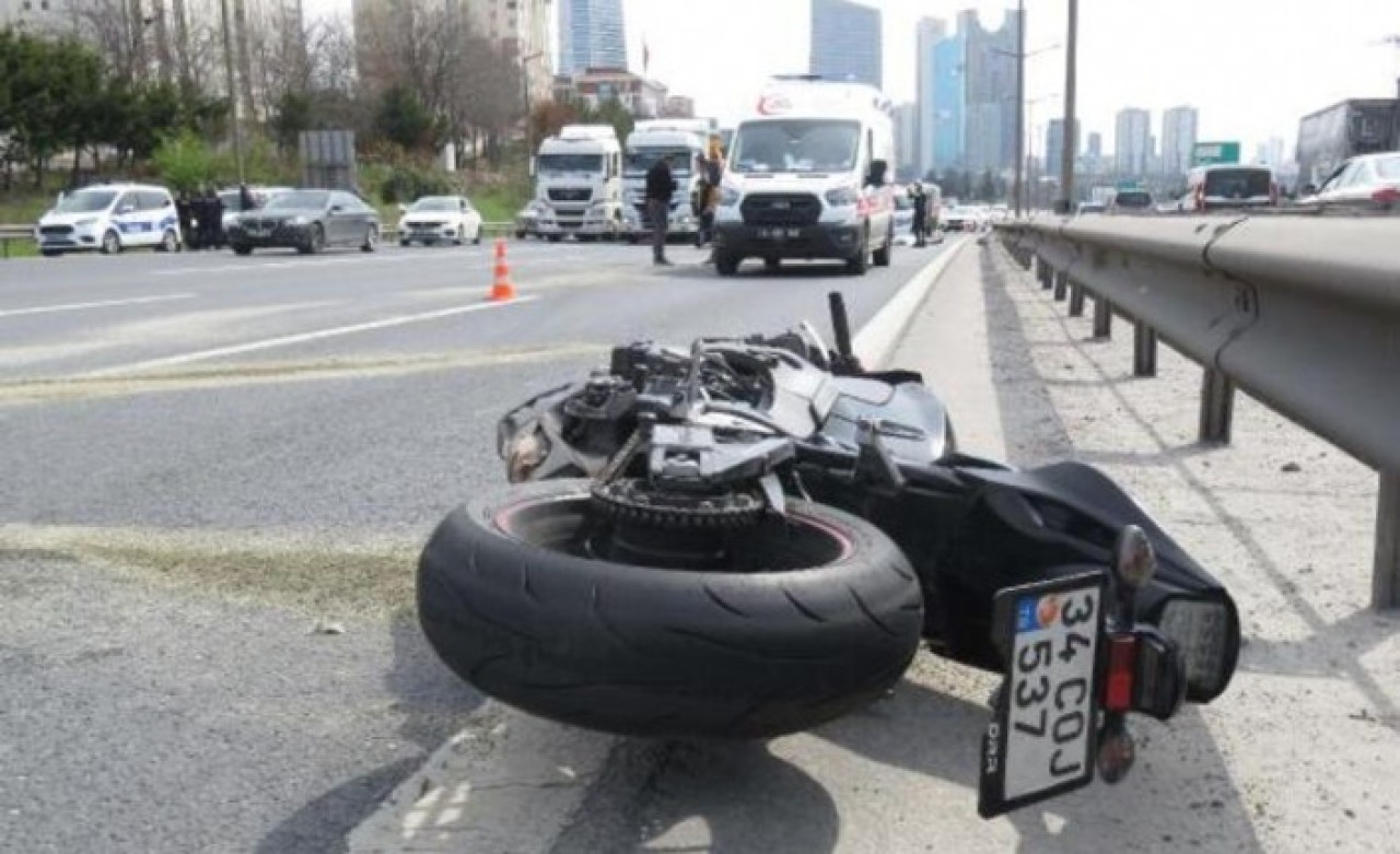 İstanbul'da feci kaza: Cem İlhan öldü