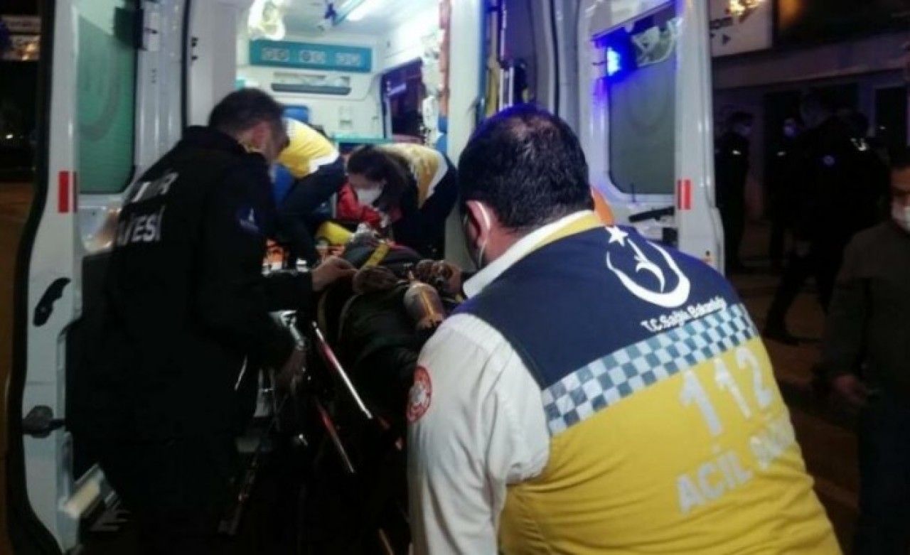 İzmir'de dumandan etkilenen aşçı Özgür Aydoğan öldü