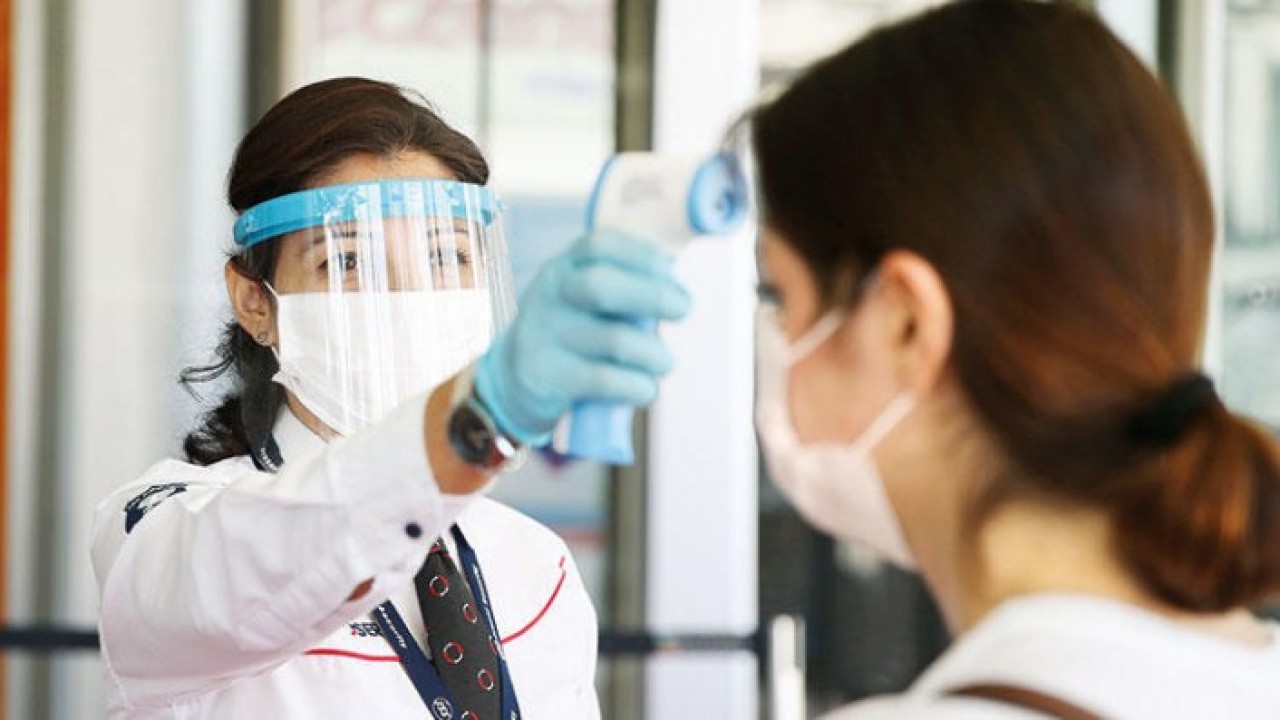 Koronavirüste tehlike büyüyor: Türkiye'yi riskli ülke ilan ettiler