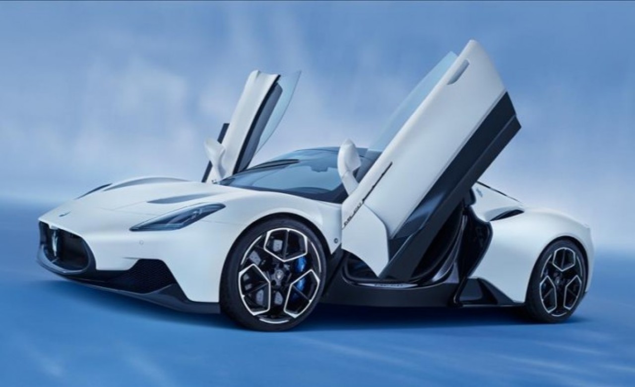 Maserati MC20,  Red Dot'ta "En İyinin de İyisi" ödülünü aldı