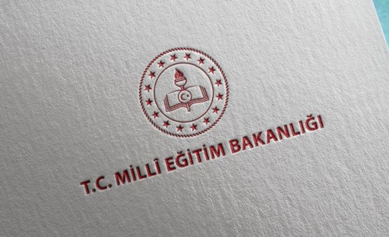 Milli Eğitim Bakanlığı'ndan vatandaşlara dolandırıcılık uyarısı!: 'Telefonuna gelen bu linke sakın tıklamayın!'