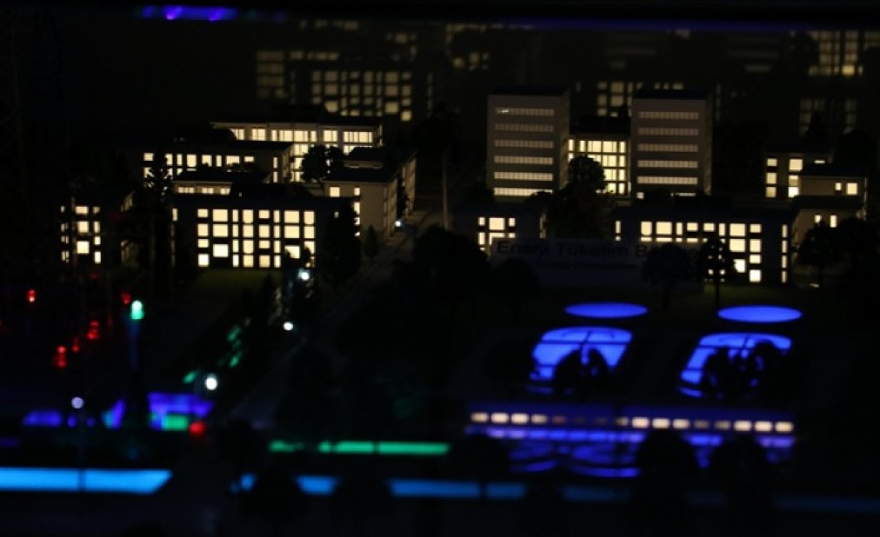 Sakarya Üniversitesinde kurulan test yatağı merkezi siber saldırılara "kalkan" oluşturacak