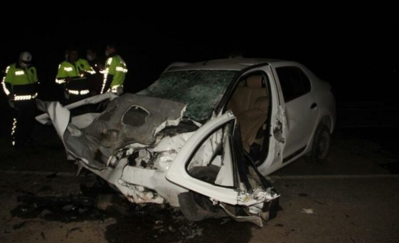 Şanlıurfa'da feci kaza:  Süleyman Bütün,  Mehmet Alpak,  Hadi Alpak,  İbrahim Alpak,  Ahmet Gün öldü