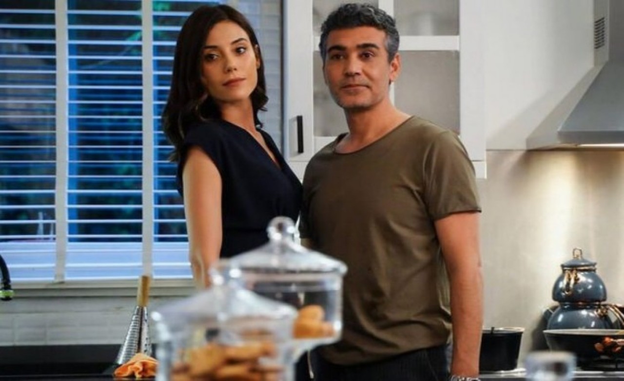 Cansu Dere Sadakatsiz'den ayrılıyor: Yerine gelecek isim bomba