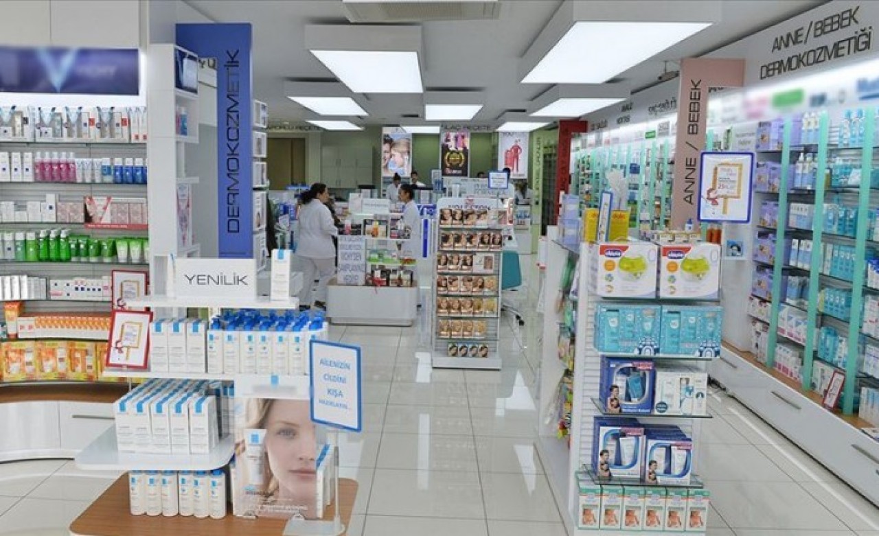 Tam kapanmada eczanelerin çalışma saatleri belli oldu!
