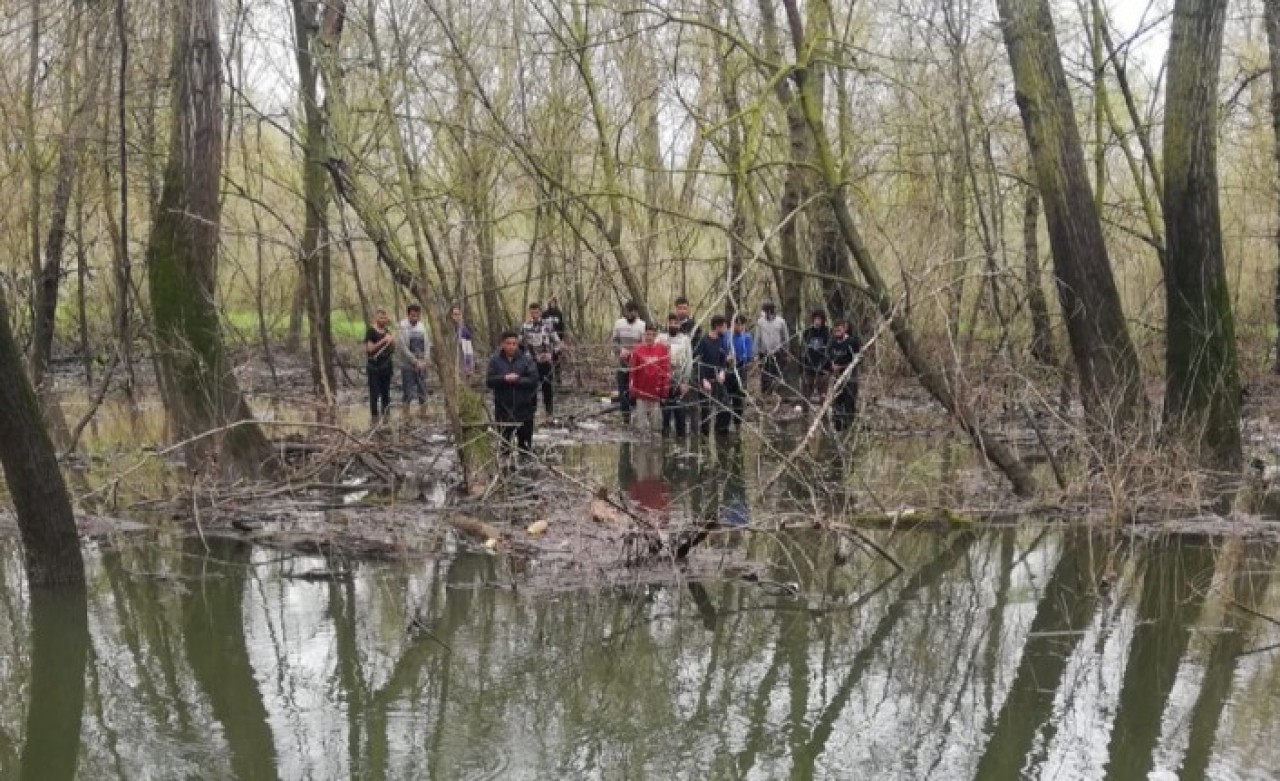 Yunanistan'ın ölüme terk ettiği 30 kişi kurtarıldı
