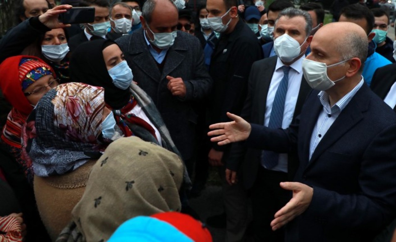 Bakan Karaismailoğlu,  Rize İkizdere'de: Tek uygun taş bu bölgede! 