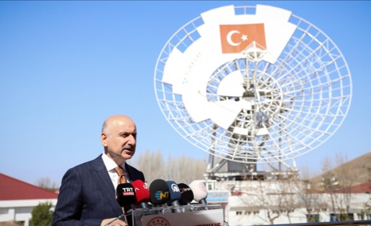 Bakan Karaismailoğlu: Türksat 5A,  31 derece doğu yörüngesine ulaştı