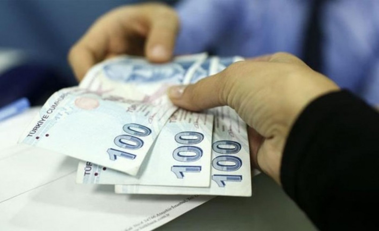 Bankaya gidemeyecek emekliye,  engelliye,  yaşlıya müjde: Yeni düzenleme getirildi!