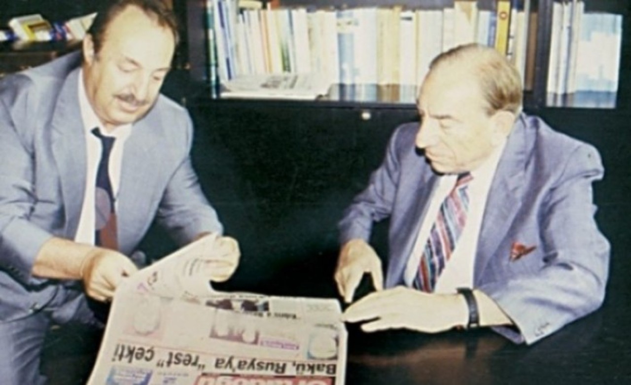 Cihana Kök Salan Ulu Çınar Ülkücü-Milliyetçi ORTADOĞU 49 Yaşında!