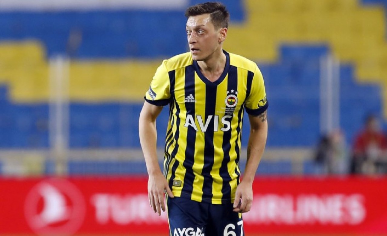 Fenerbahçe'de Mesut depremi: ABD'ye gitmeye karar verdi!