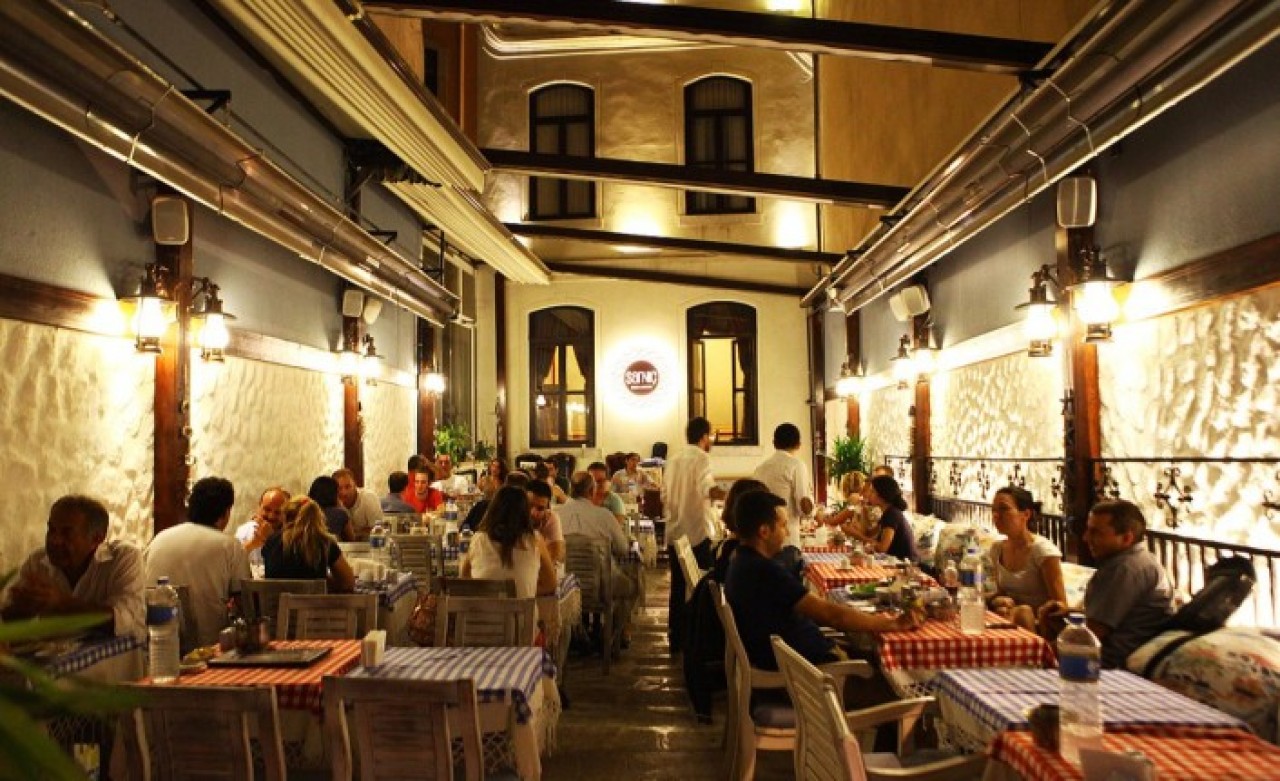 İçişleri Bakanlığı hazırladı: İçkili mekanlarla ilgili yeni kurallar geliyor