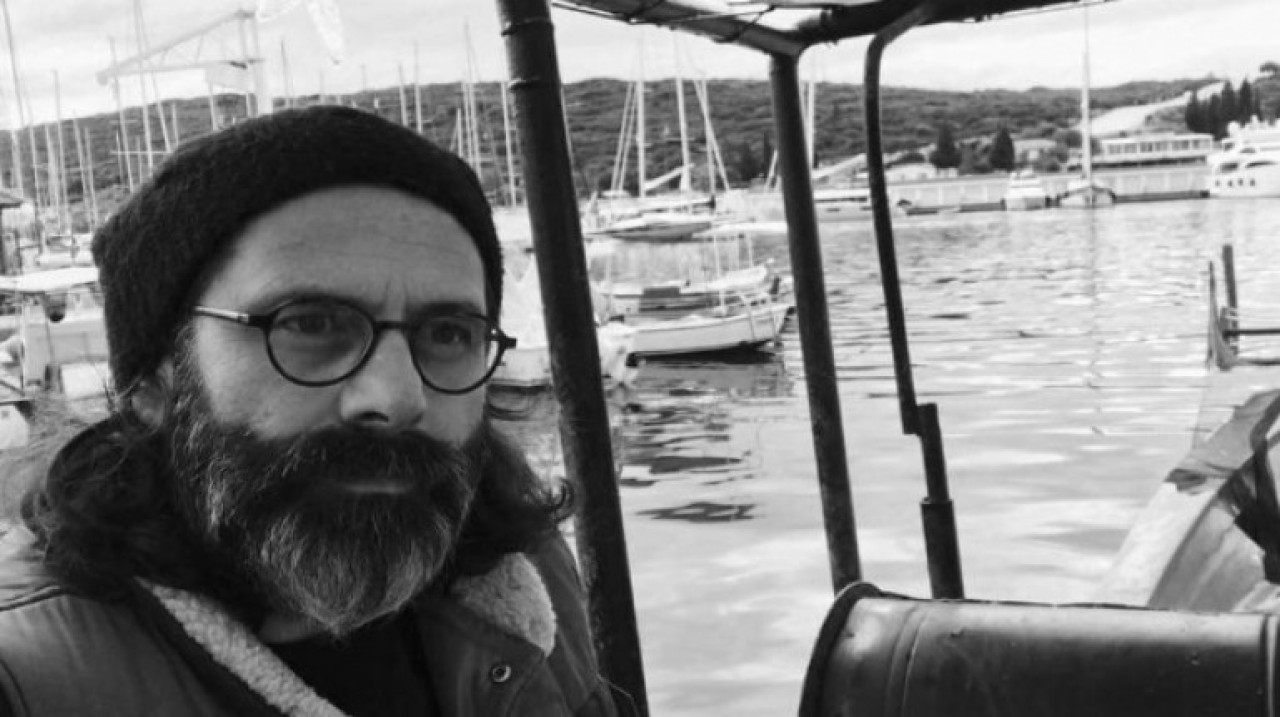 İzmir'de eğitim camiası yasta: Öğretmen Fuat Orkun Subaşı öldü