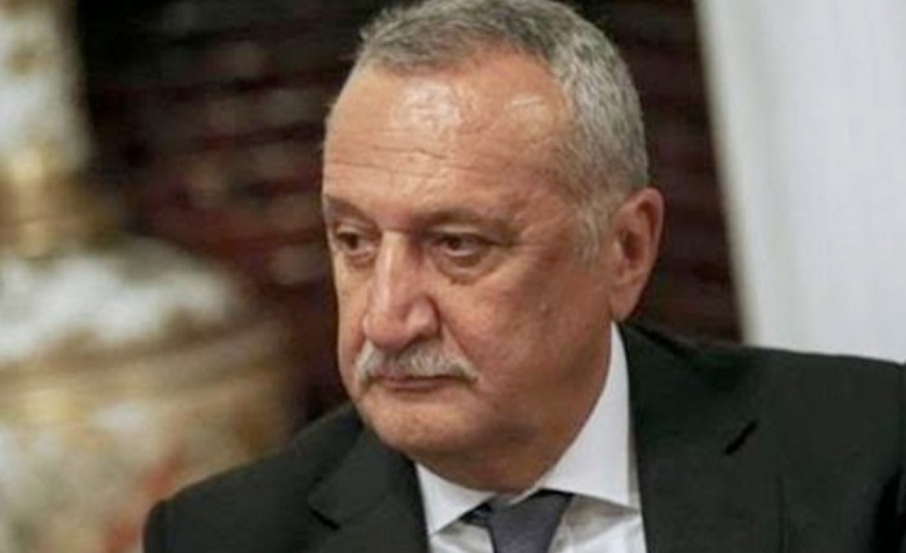 Mehmet Ağar 'Dilim sürçtü,  özür dilerim!' dedi,  Sedat Peker'e de seslendi 