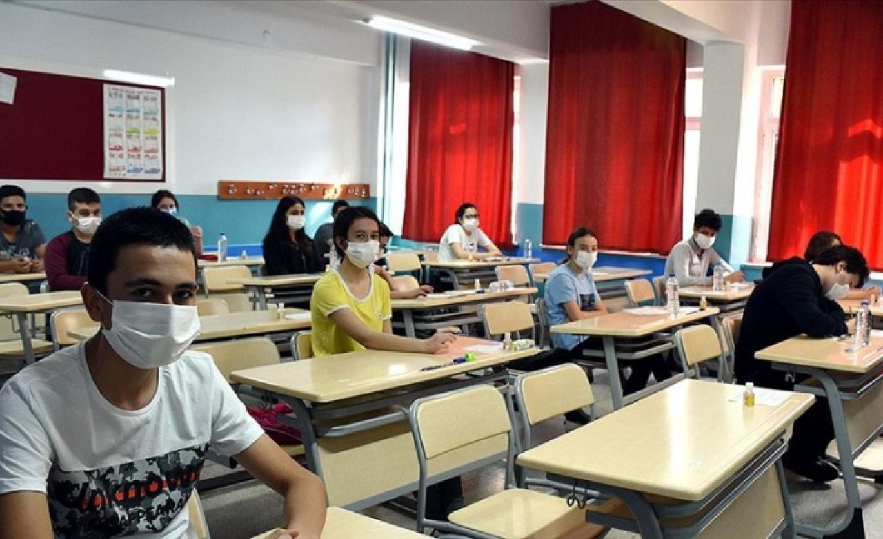 Milli Eğitim Bakanlığı'ndan üst üste flaş açıklamalar: Yüz yüze eğitim ve liselerde sınavlar nasıl yapılacak?