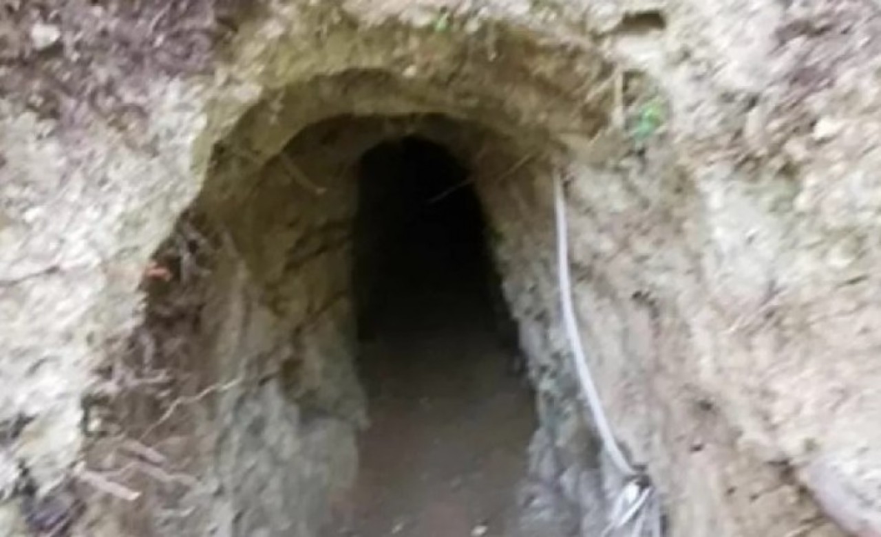 Suriye'den Türkiye istikametine kazılan tünel tespit edildi