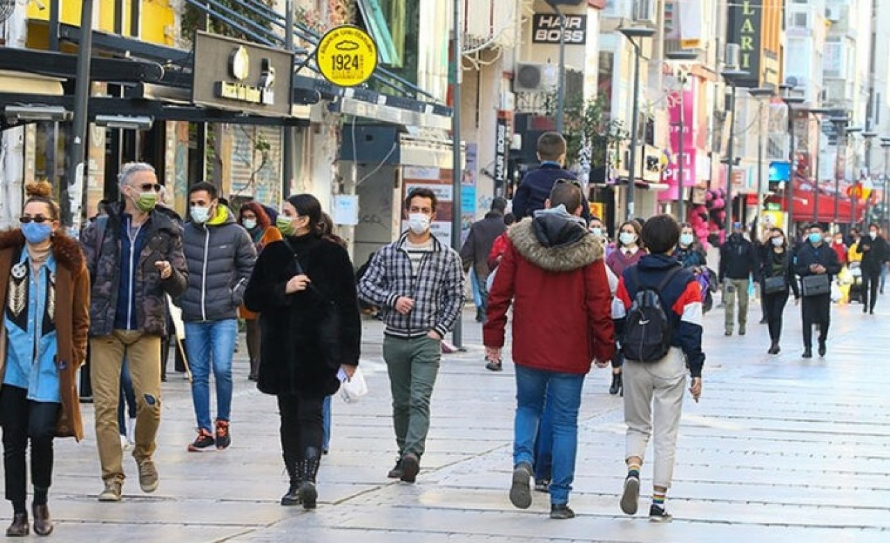 Tam kapanma bir hafta sonra bitiyor: Yüz yüze eğitim,  seyahat kısıtlaması,  kafe ve lokantalarla ilgili flaş açıklamalar