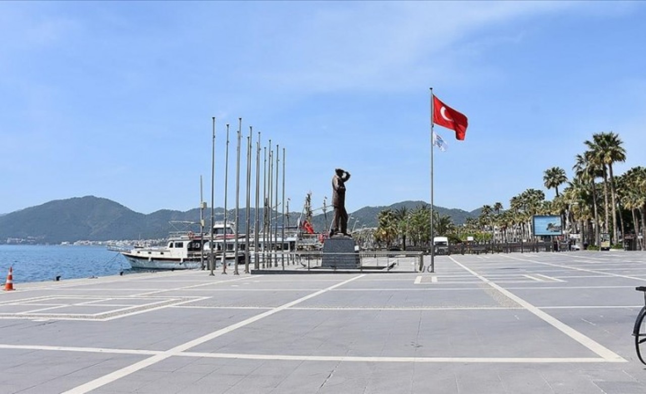 Turizm merkezleri Antalya ve Muğla'da 'tam kapanma' sessizliği