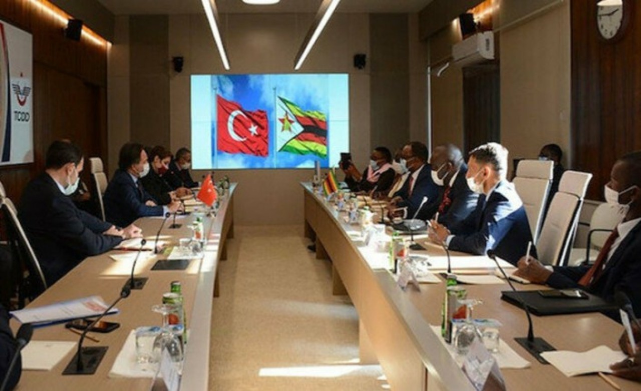 Afrika ülkesi Zimbabve' den Türk yatırımcılara çağrı: Yatırım fırsatlarını kaçırmayın