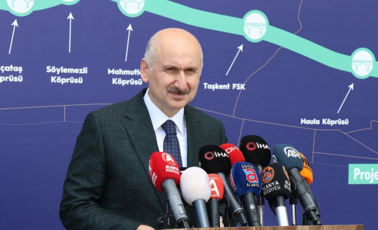 Bakan Karaismailoğlu 'İstanbullu bunu da gördü' diyerek üzüntüsünü dile getirdi!