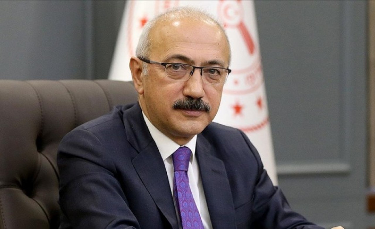 Bakan Lütfi Elvan'dan flaş Merkez Bankası açıklaması!
