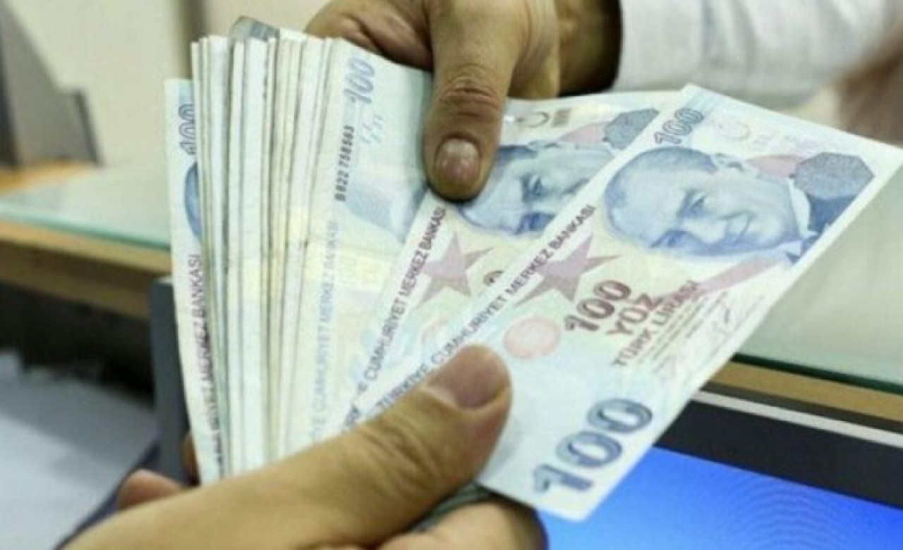 Emeklilerin bayram ikramiyeleriyle ilgili flaş açıklama