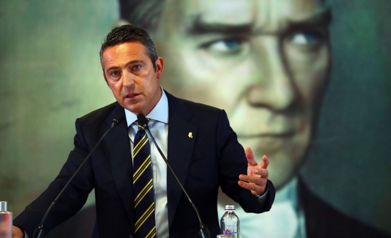 Fenerbahçe için bomba iddia: Ali Koç'un takımın başına geçireceği isim taraftarı üzdü