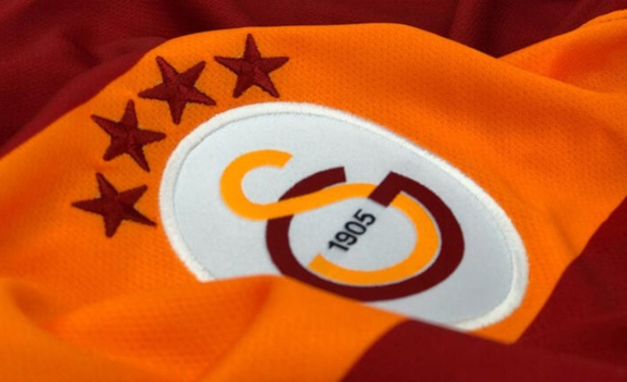 Galarasaray'da peş peşe dev transferler: 2 futbolcu ile anlaşma sağlandı