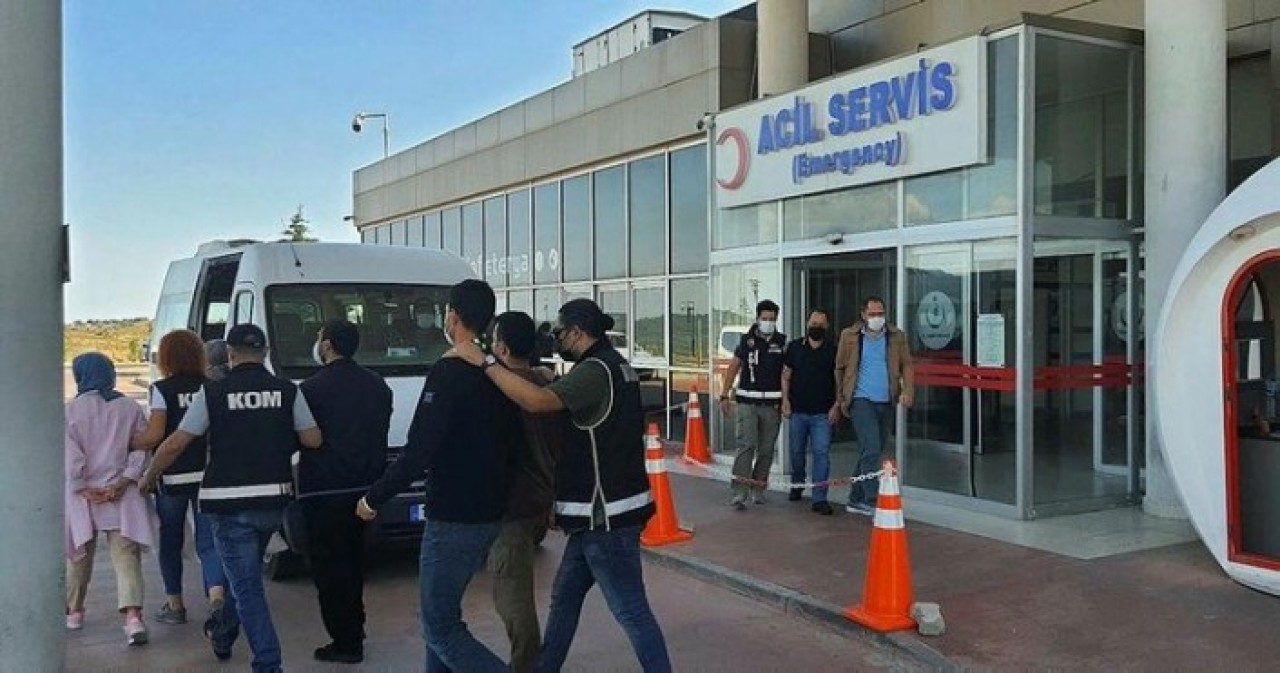 Gece yarısından sonra dev operasyon: 132 gözaltı kararı! 3 albay,  2 yarbay,  6 yüzbaşı,  15 üsteğmen de var 