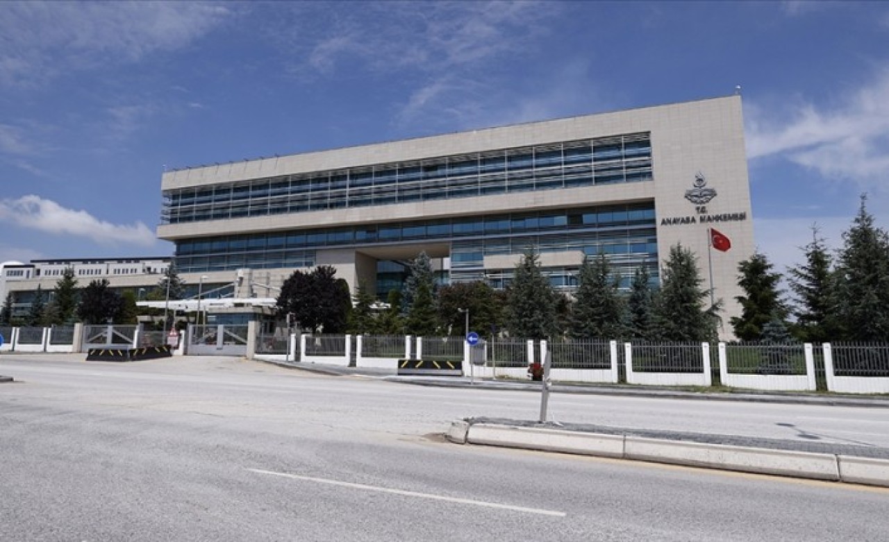 HDP kapatılıyor mu? Anayasa Mahkemesi'nden flaş tedbir kararı