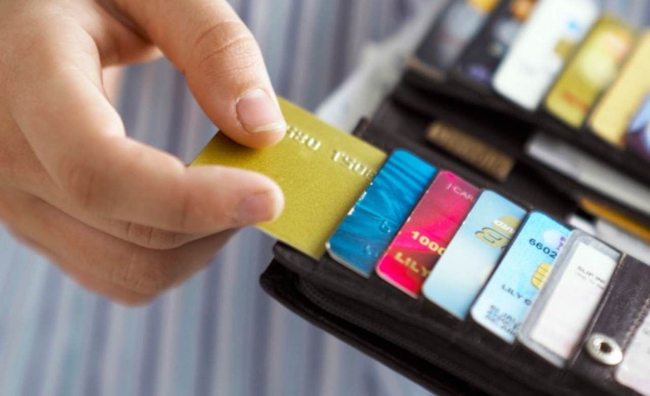 Kredi kartı borcu olanları sevindiren haber: Bunu yapan kara listeden çıkıyor!