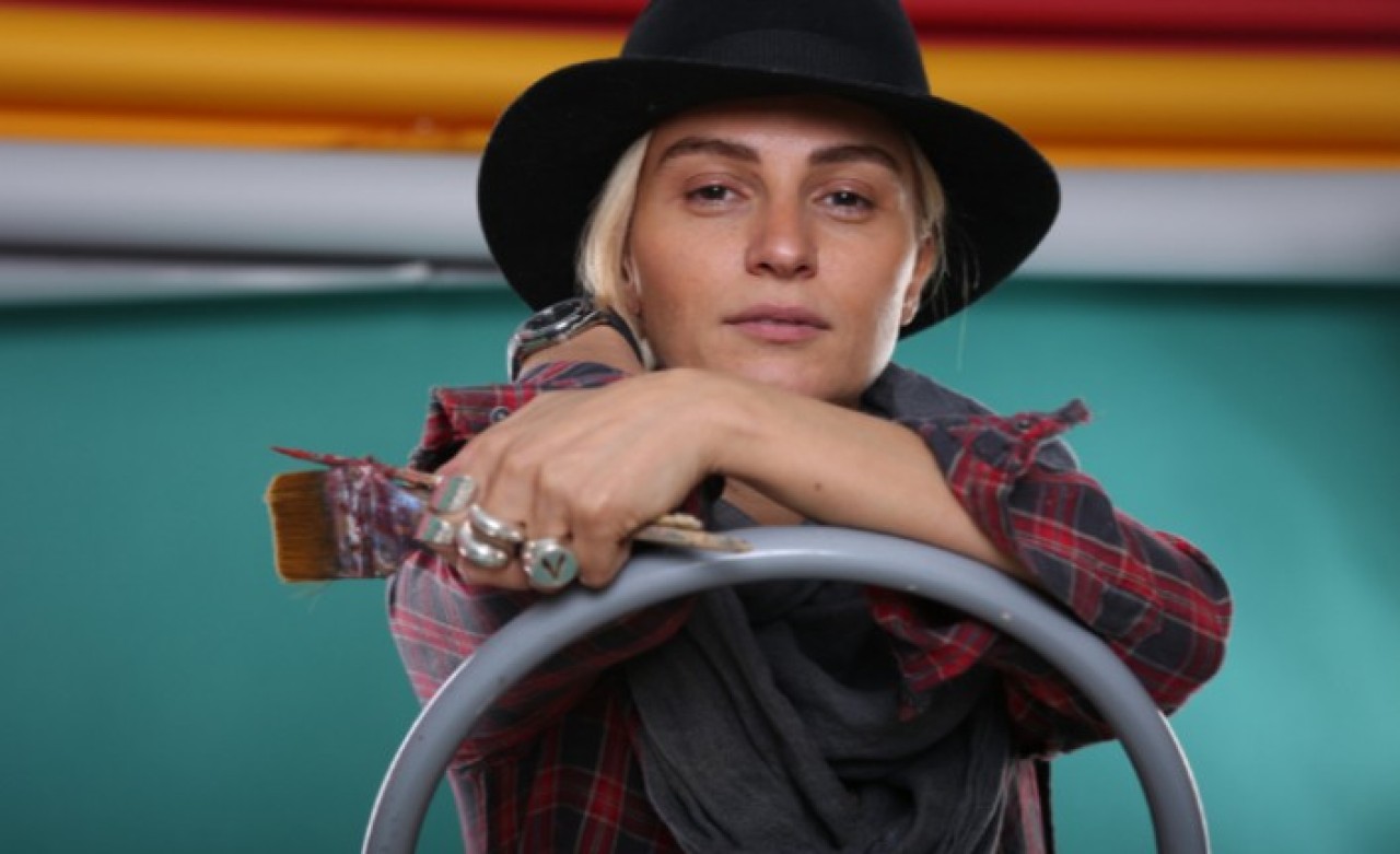 Ünlü Ressam Sahar Khalkhalian “Türkiye,  Resim Yapmak İçin Doğal Bir Stüdyo”