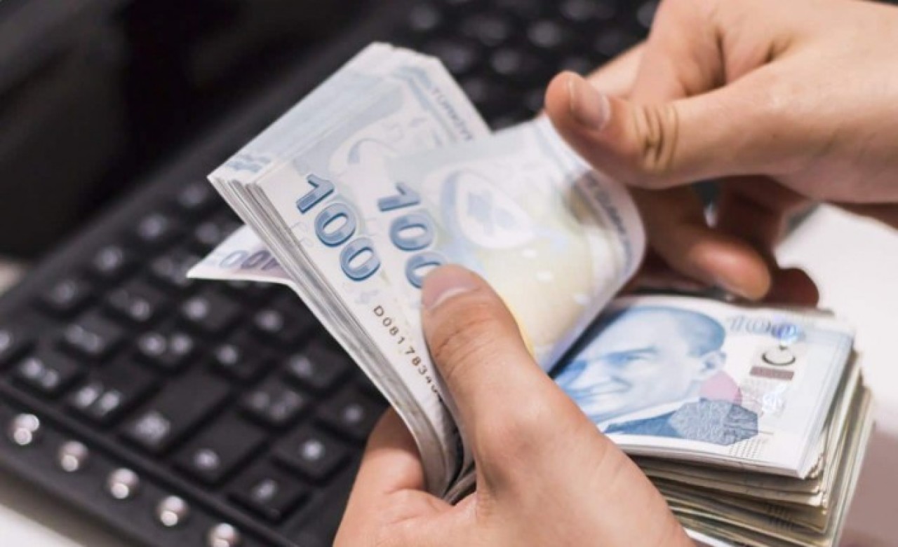 Yüzbinlerce kişinin beklediği açıklama Bakan'dan geldi: Paralar bugün hesaplarda olacak!