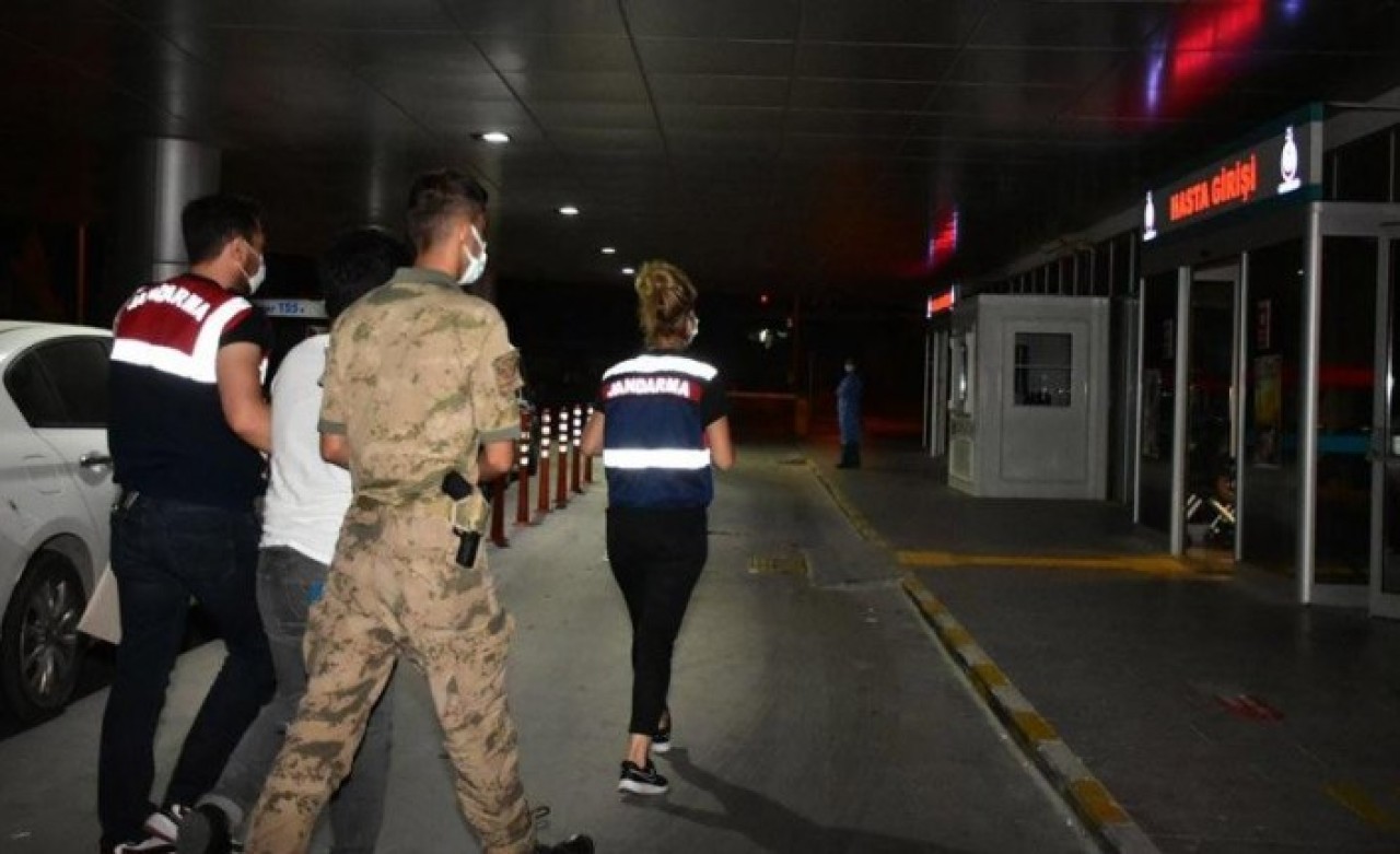 47 ilde şafak operasyonu: 229 gözaltı kararı! 2 yarbay,  1 binbaşı,  2 yüzbaşı,  8 üsteğmen,  5 teğmen,  54 astsubay,  16 uzman çavuş da var