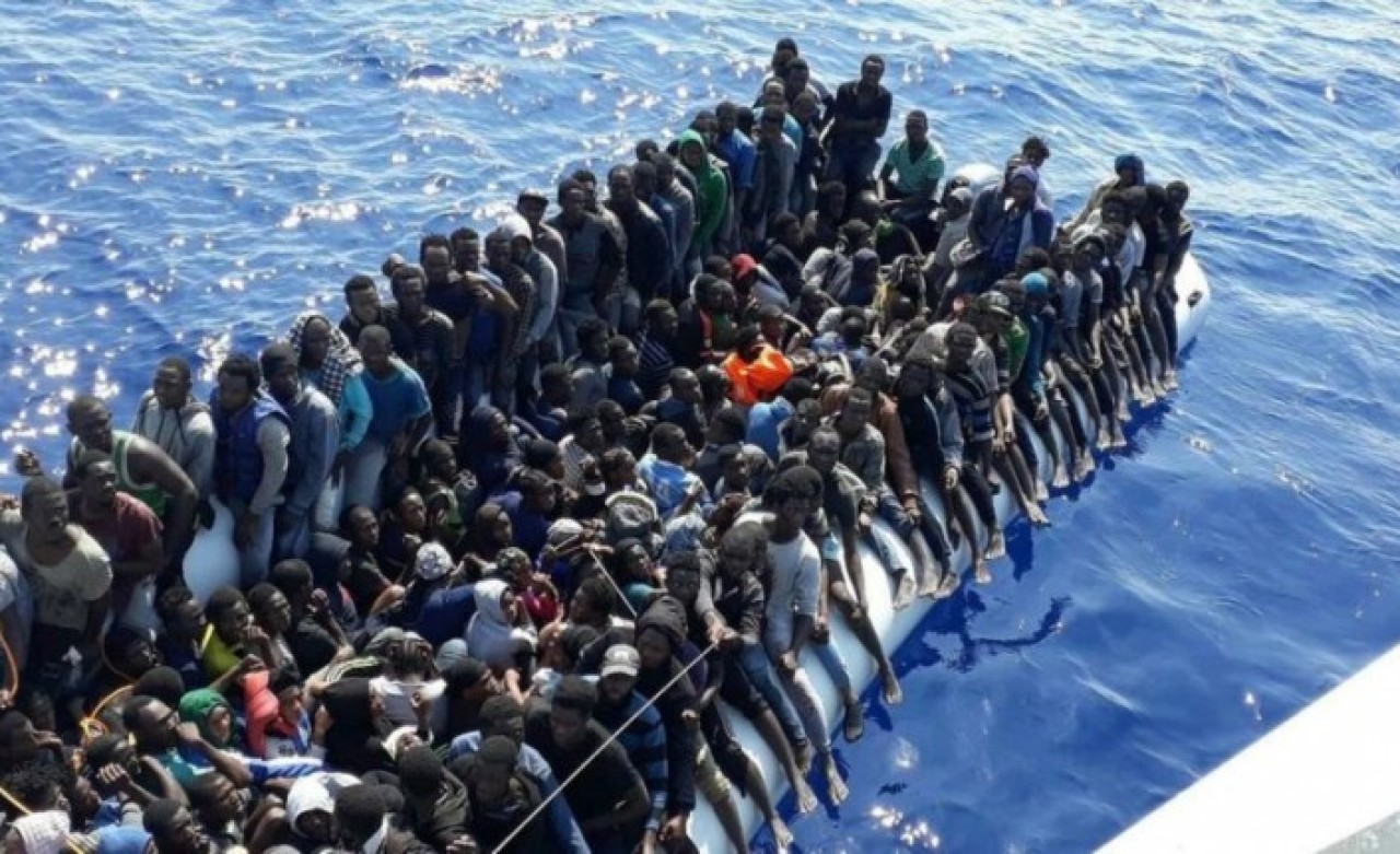 Akdeniz’de göçmen faciası: 43 ölü