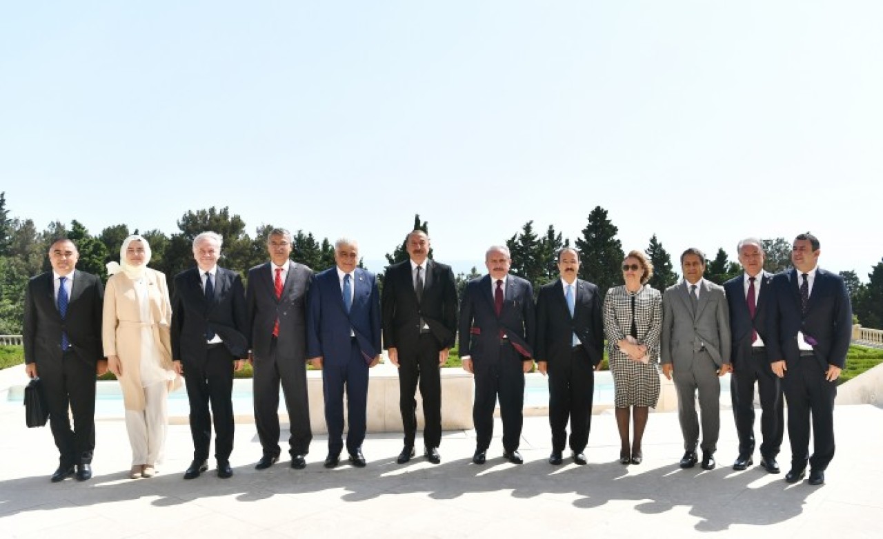 Aliyev,  Şentop'u kabul etti