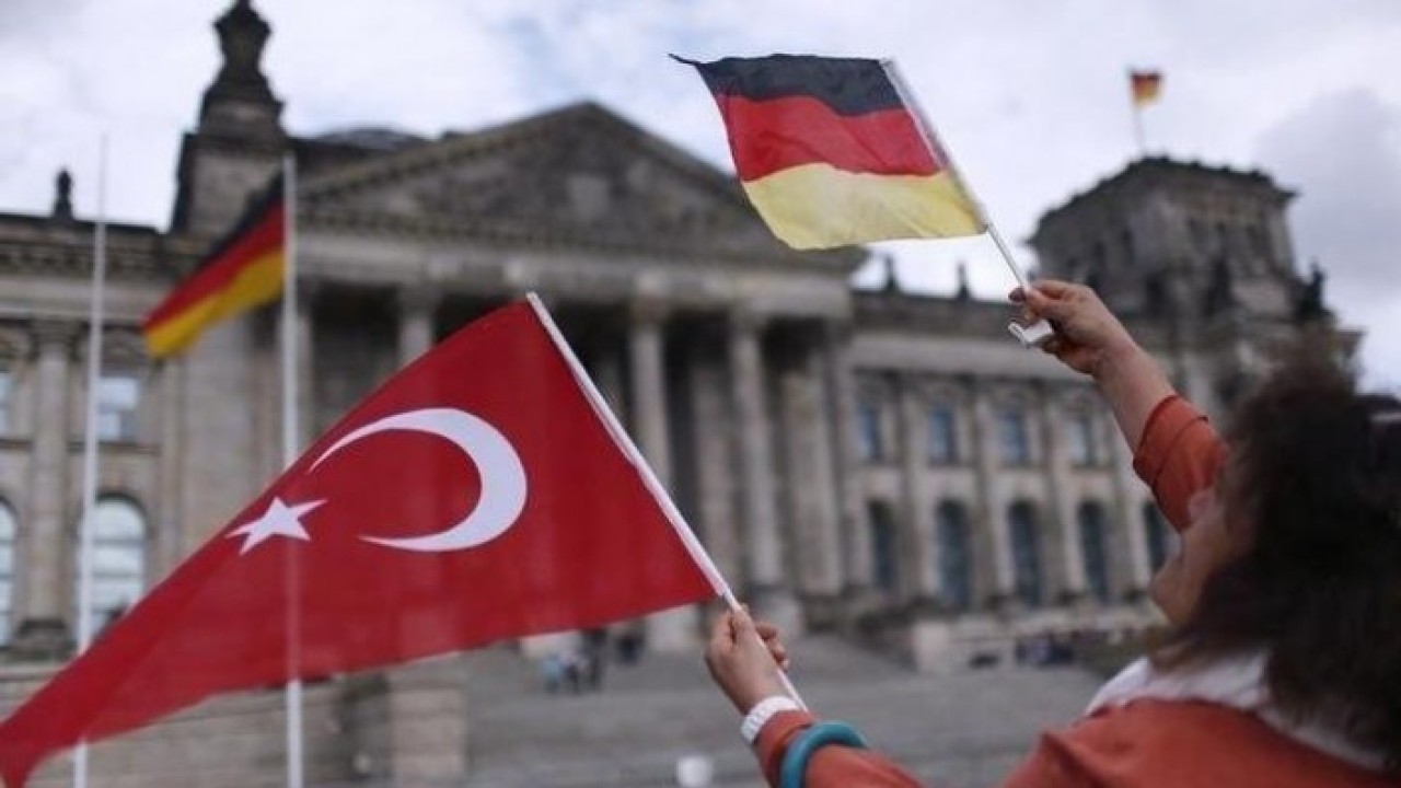Almanya'dan Türkiye ile ilgili flaş karar