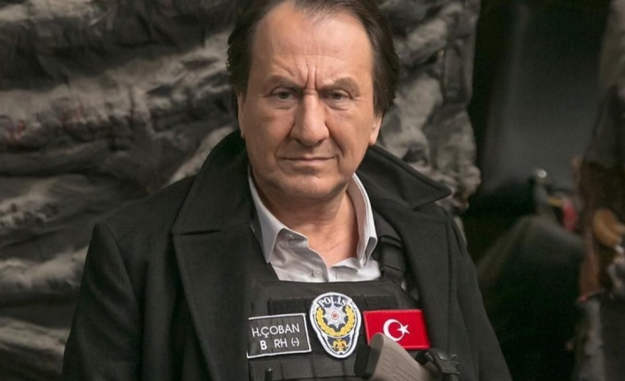 Arka Sokaklar'da Hüsnü Çoban'ın yerine gelecek isim belli oldu