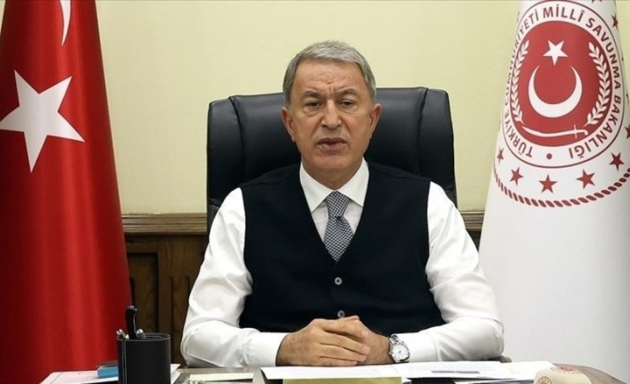 Bakan Hulusi Akar'dan Afganistan'la ilgili kritik görüşme
