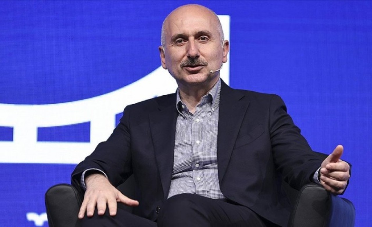 Bakan Karaismailoğlu'ndan Tersane İstanbul ve Kanal İstanbul'la ilgili flaş açıklamalar