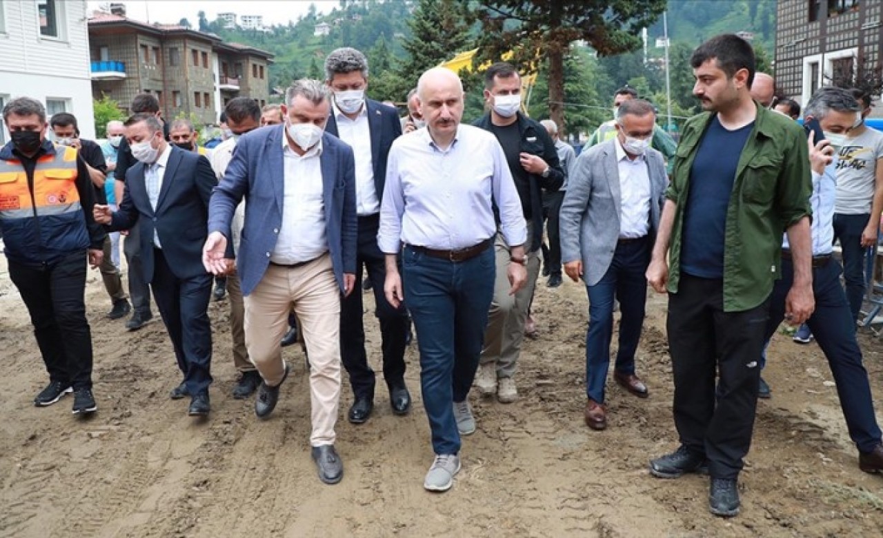 Bakan Karaismailoğlu: Yoğun yağışa karşı tedbirlerimizi almış durumdayız