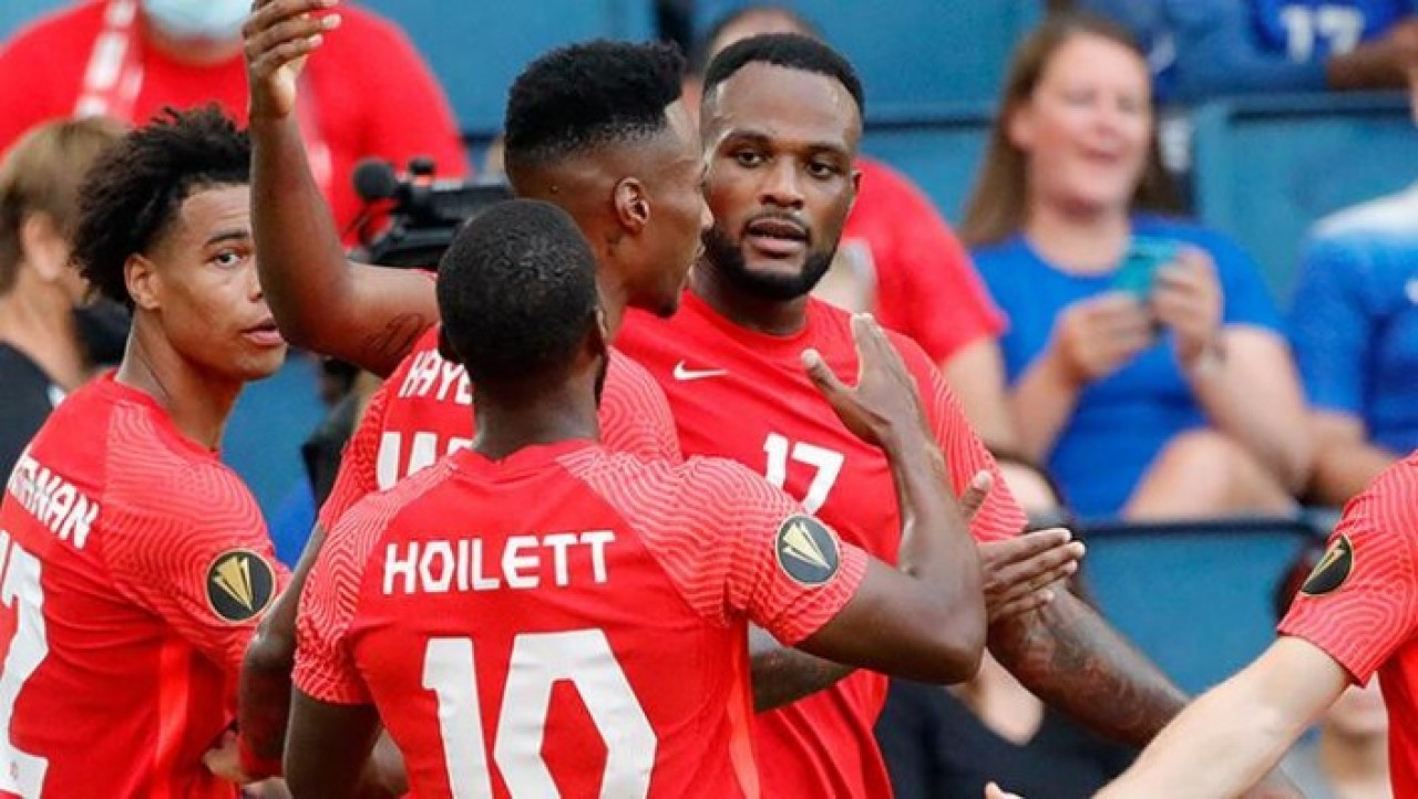 Beşiktaş'a Larin'den kötü haber