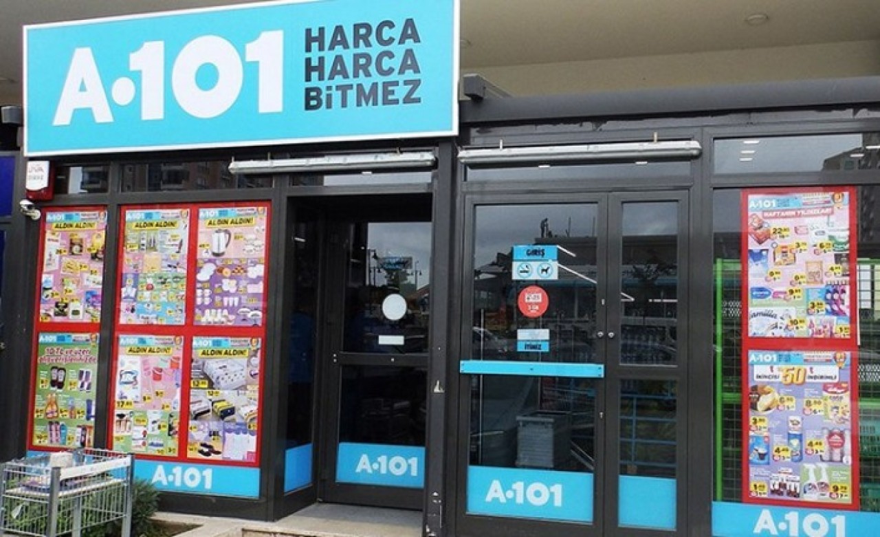 Büyük skandal: A101 bozulan ürünleri zorla çalışanlarına satıyor!