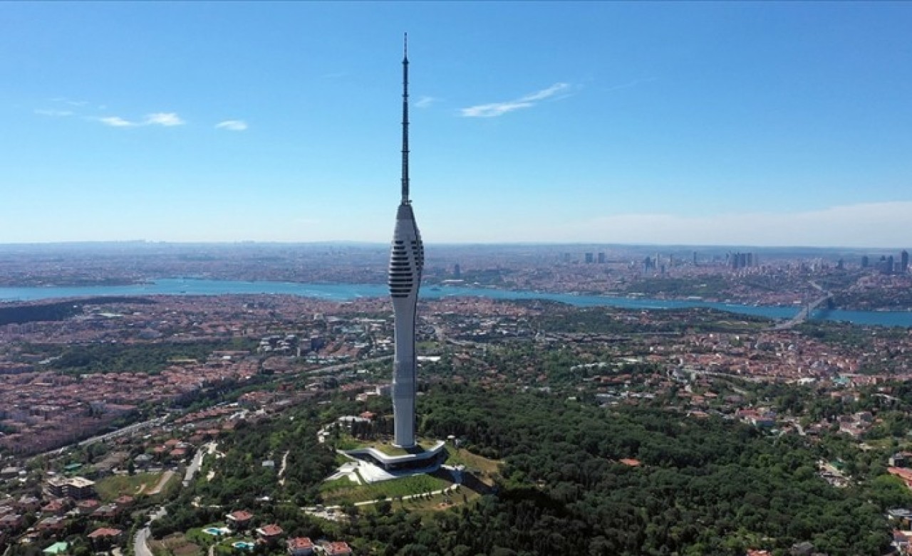 Çamlıca Kulesi cazibe merkezi haline geldi: 9. günde 30 bin ziyaretçi!