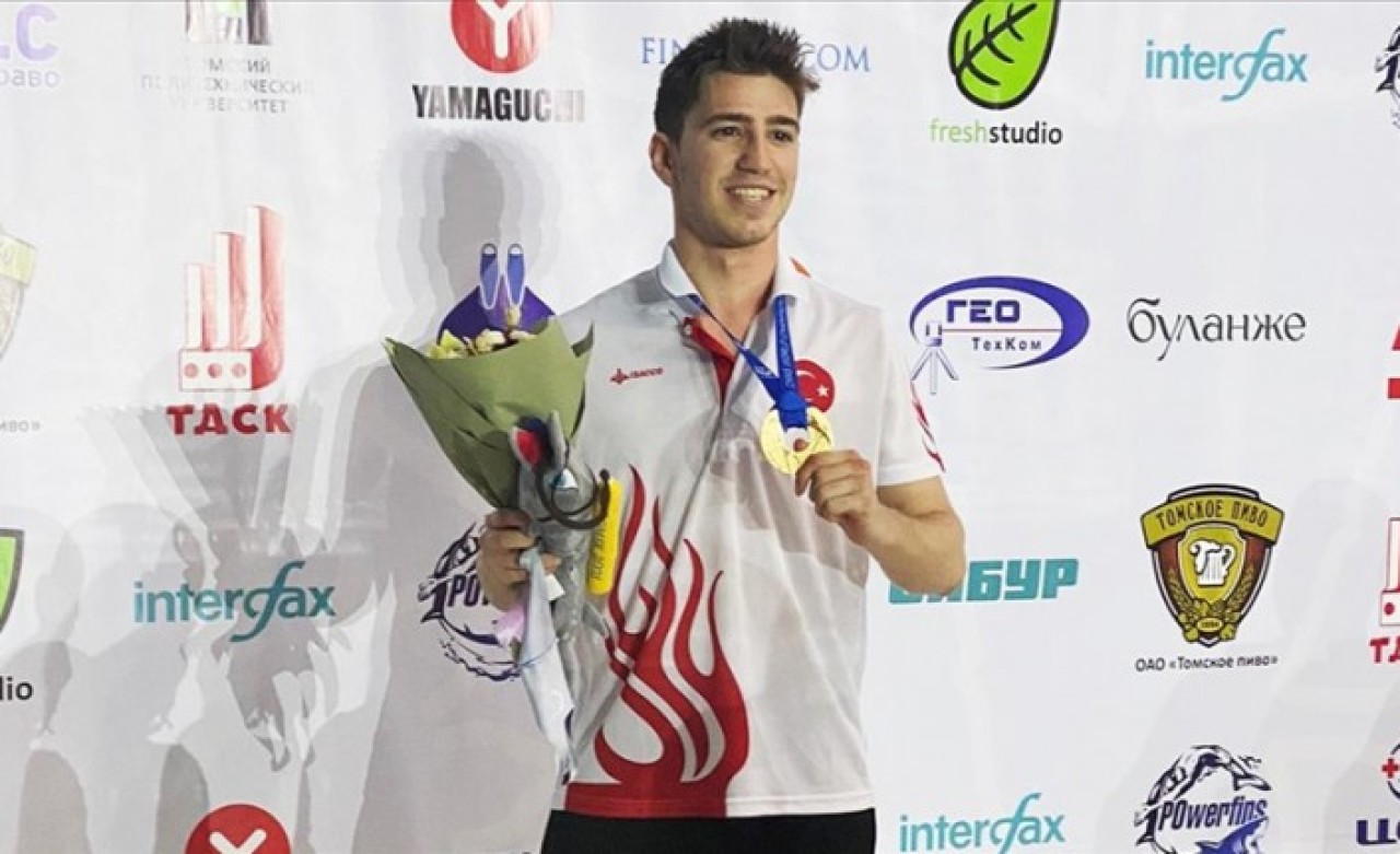 Derin Toparlak'tan Rusya'da tarihi şampiyonluk