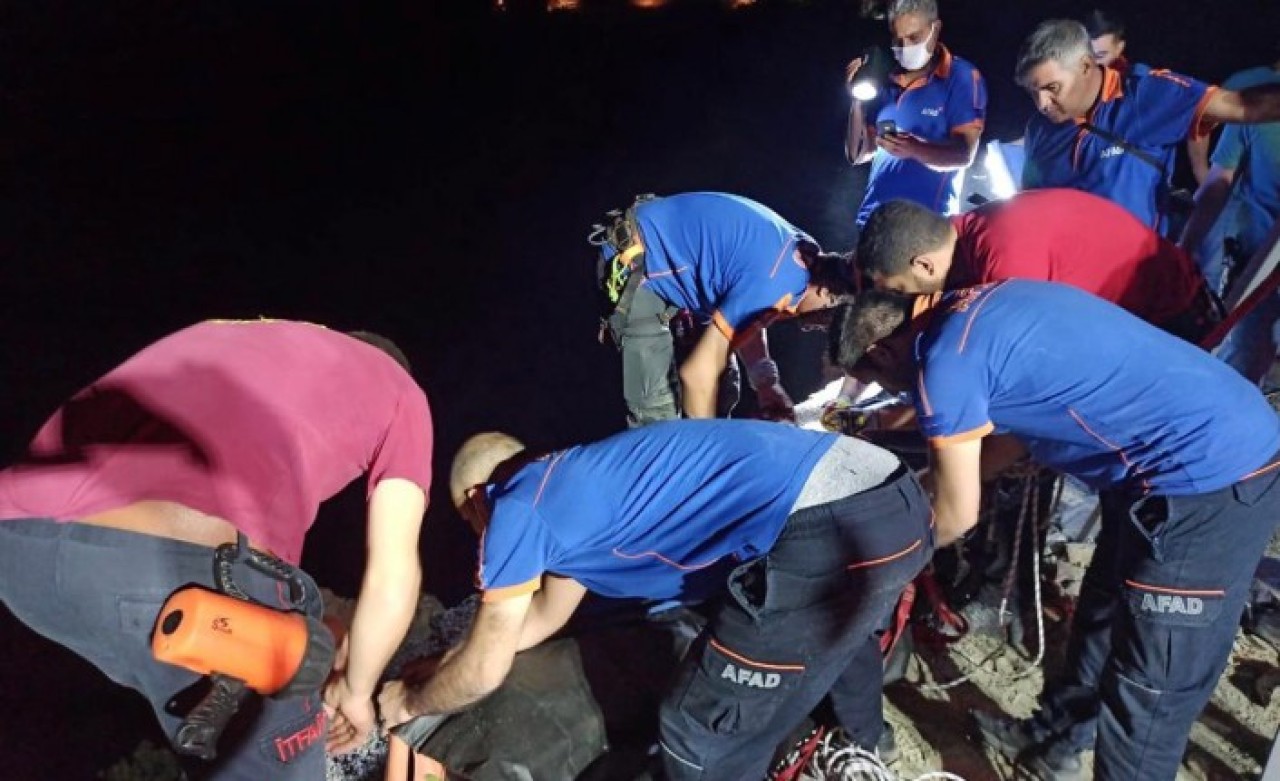 Diyarbakır'da otomobil uçuruma yuvarlandı: Sedat Tekin öldü