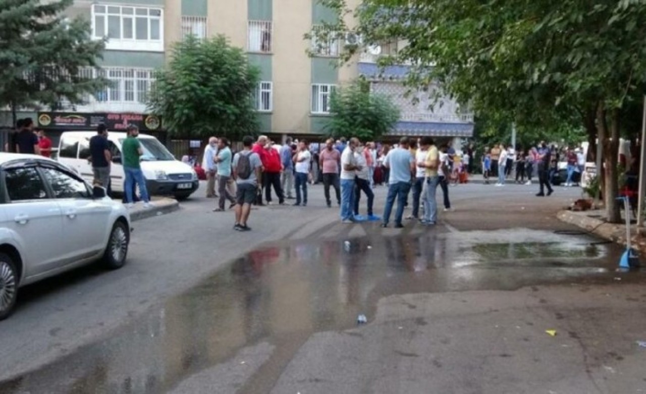 Diyarbakır'da sokak ortasında kurşuna dizdiler: Aziz Malkoç öldü